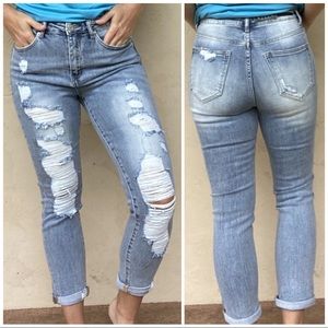 31/13- NEW Risen High Rise - Relaxed Fit Distressed Jeans